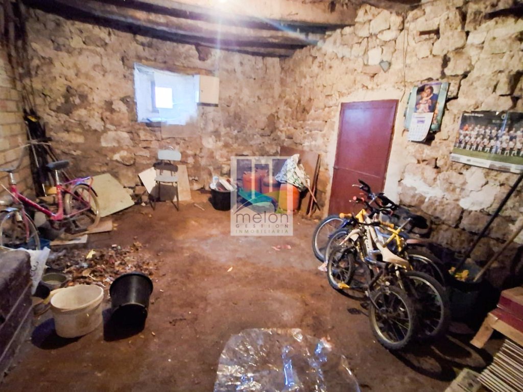 Featured Photo