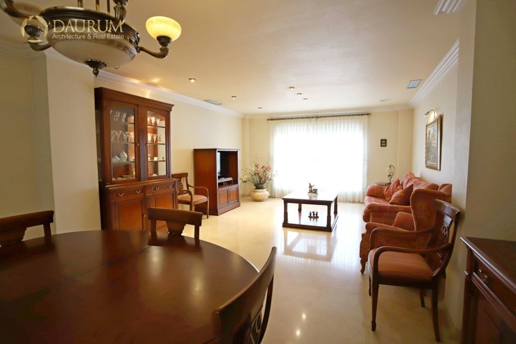 Featured Photo
