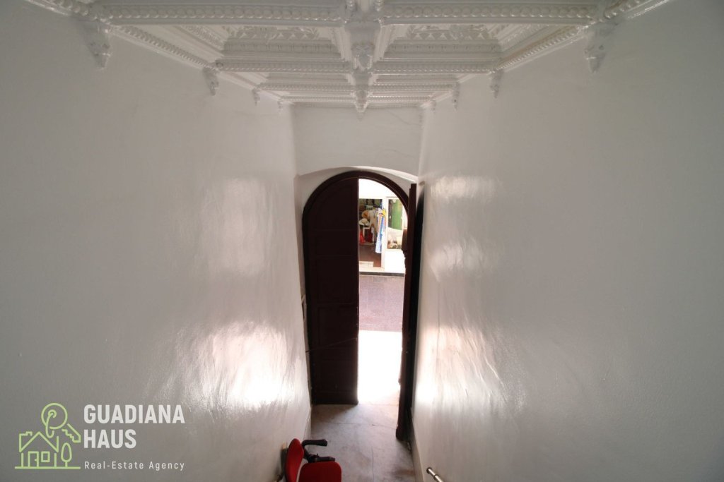 Featured Photo