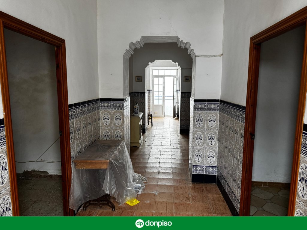 Featured Photo
