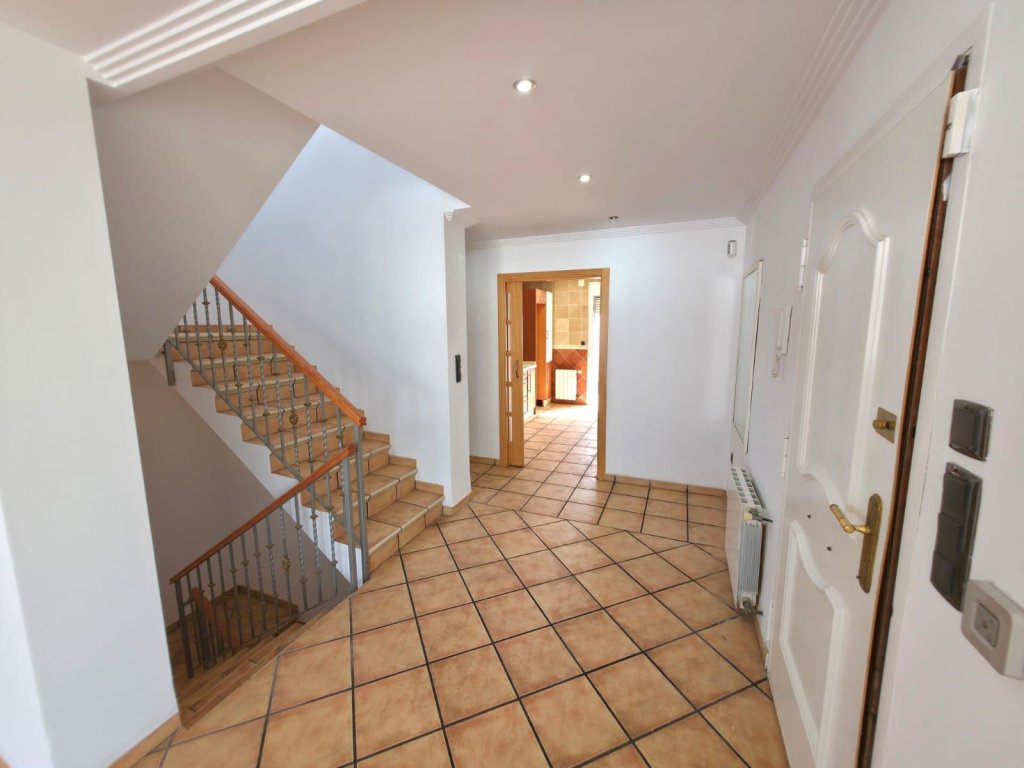 Featured Photo