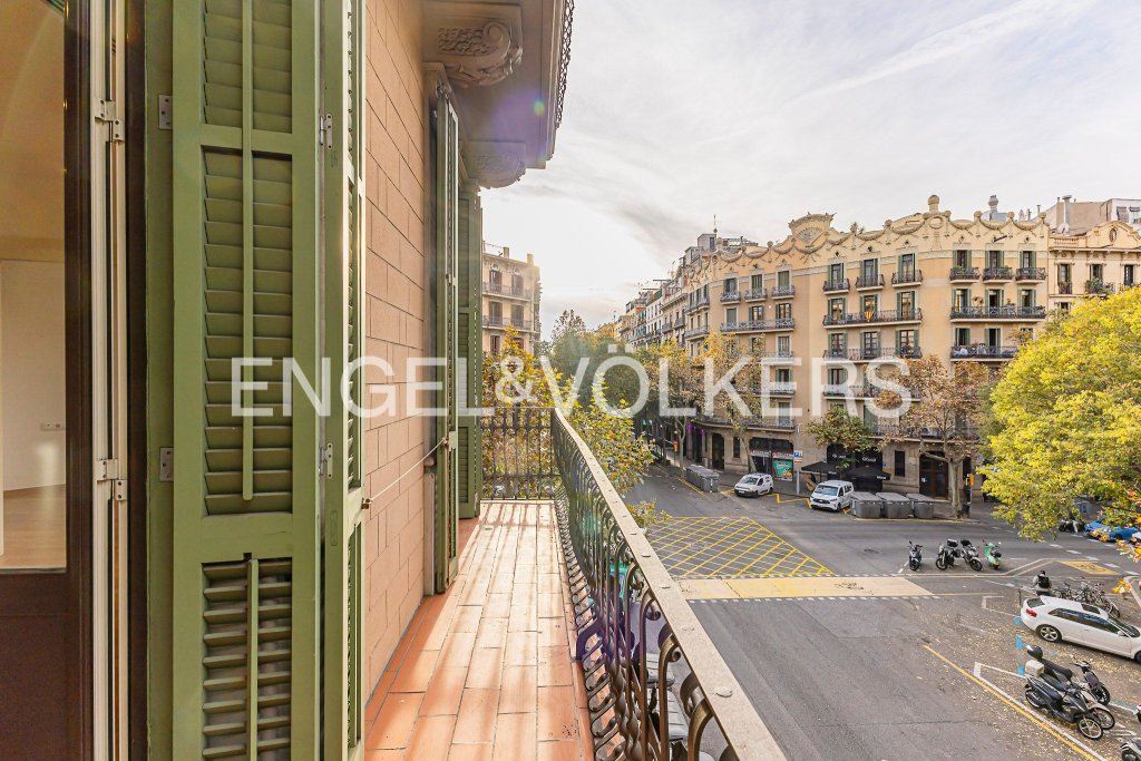 Featured Photo