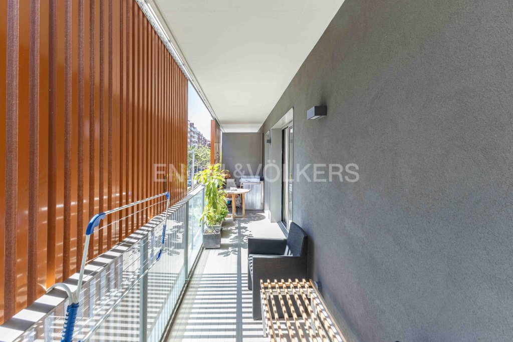 Featured Photo