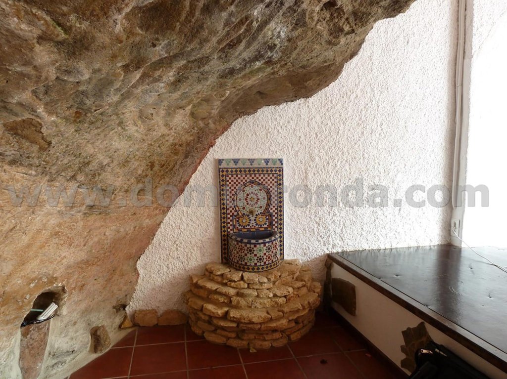 Featured Photo