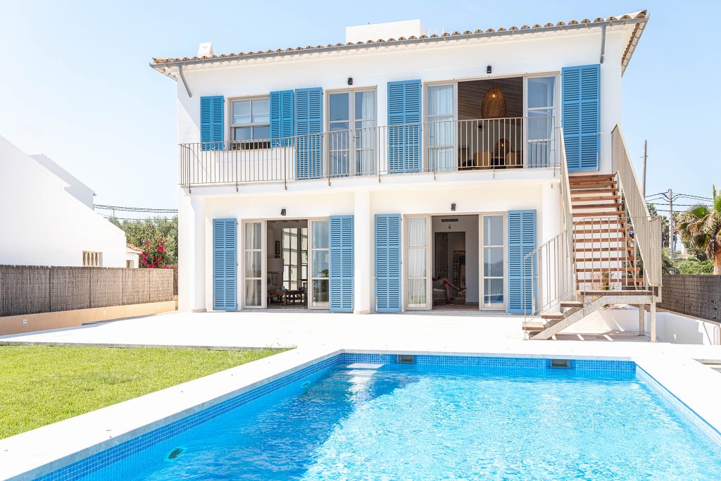 Featured Photo