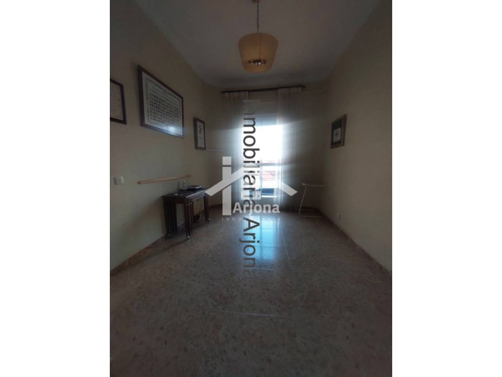 Featured Photo