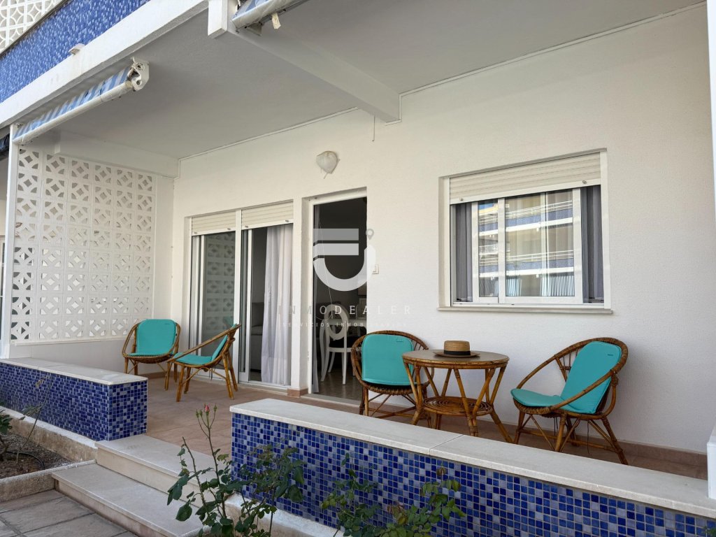 Featured Photo