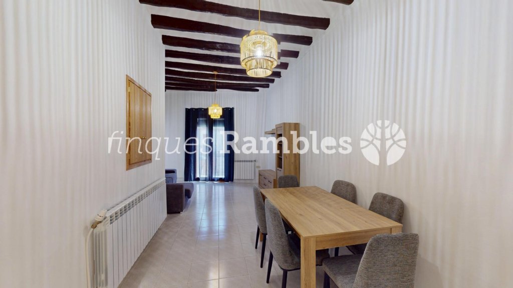 Featured Photo
