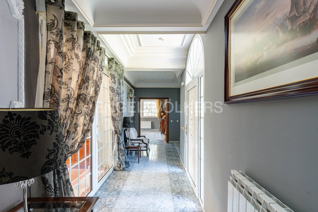 Featured Photo