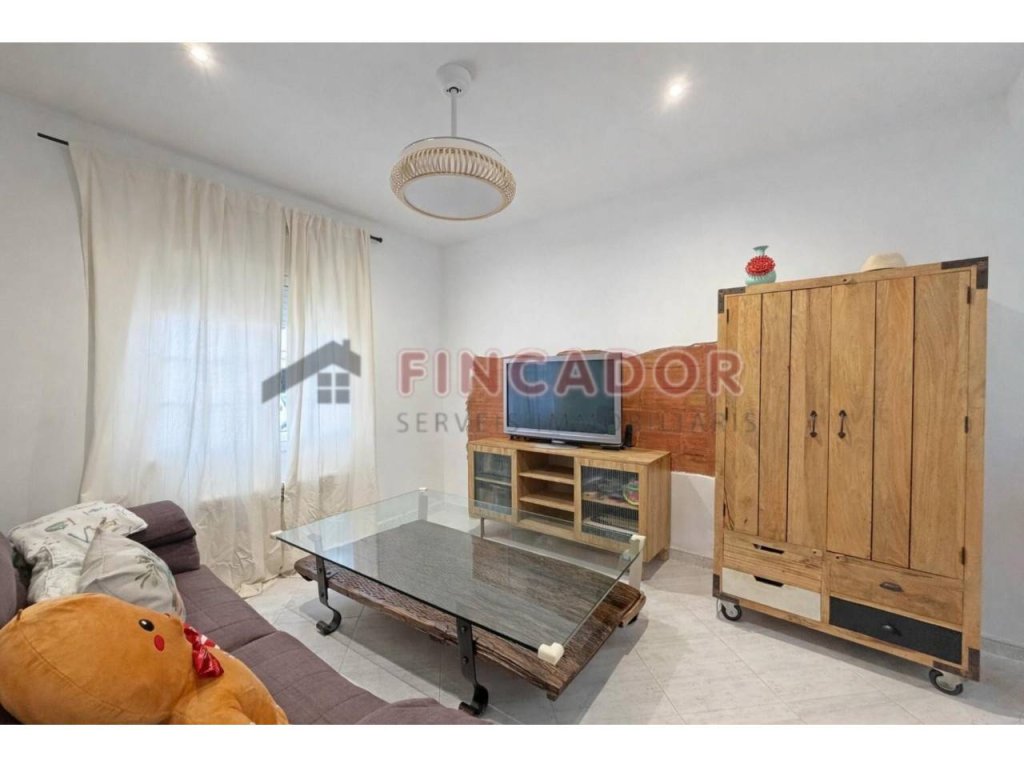 Featured Photo