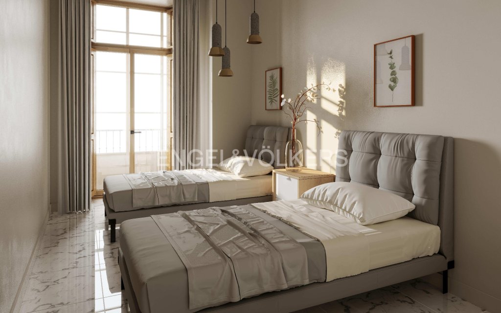 Featured Photo