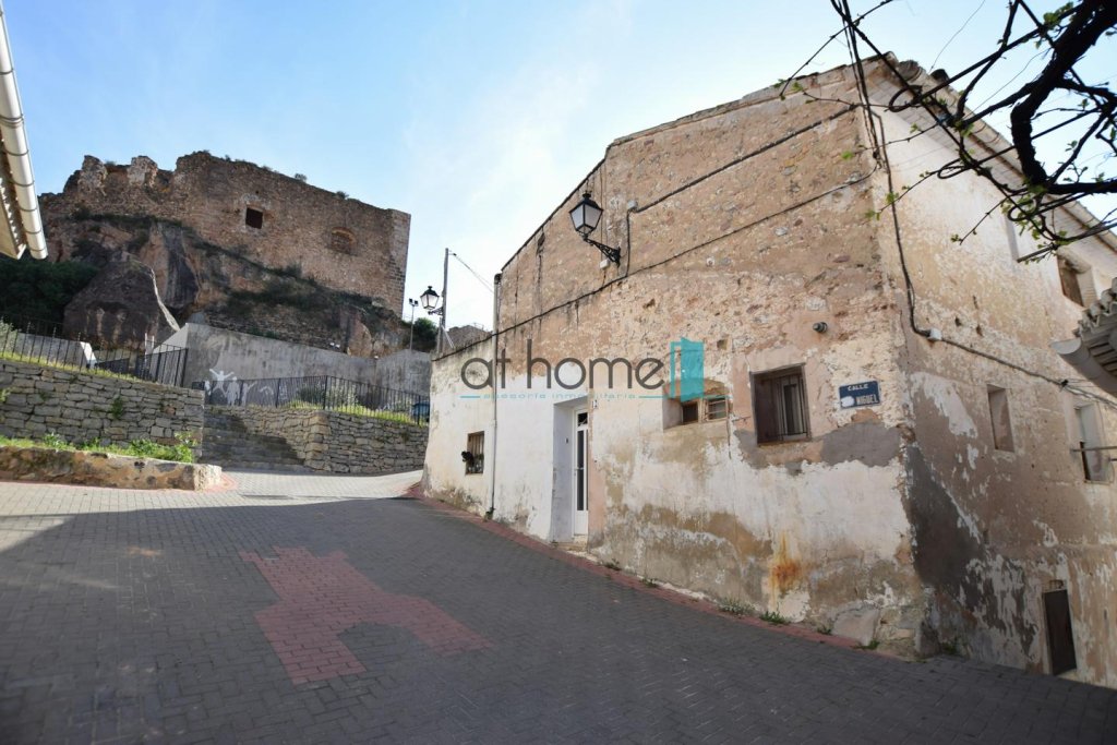 Featured Photo