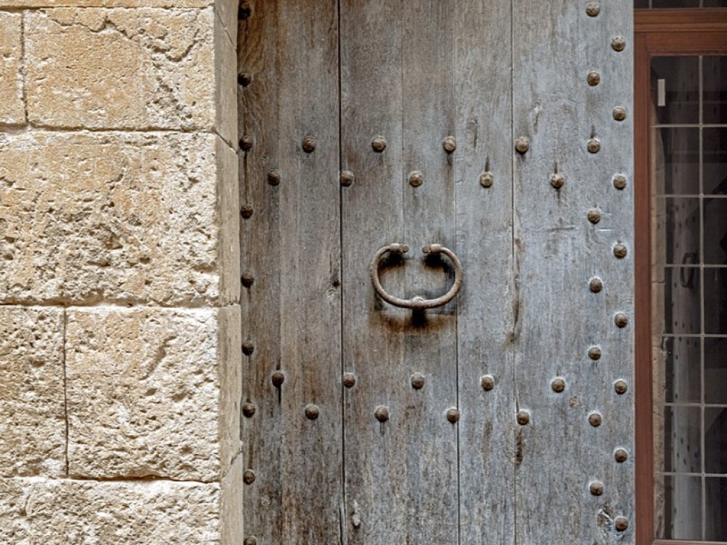 Featured Photo