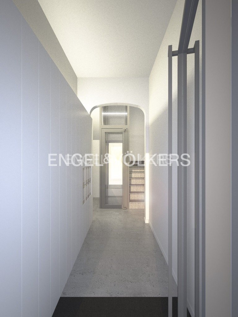 Featured Photo