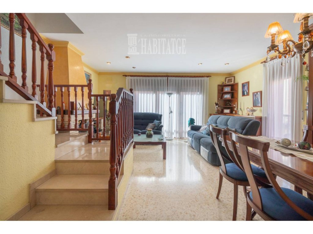 Featured Photo
