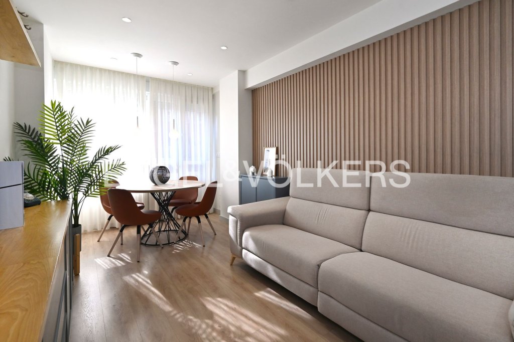 Featured Photo
