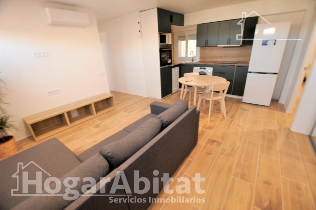 Featured Photo
