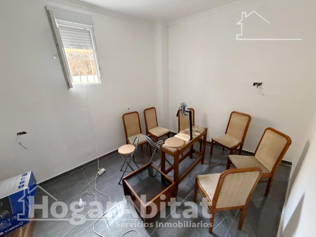 Featured Photo