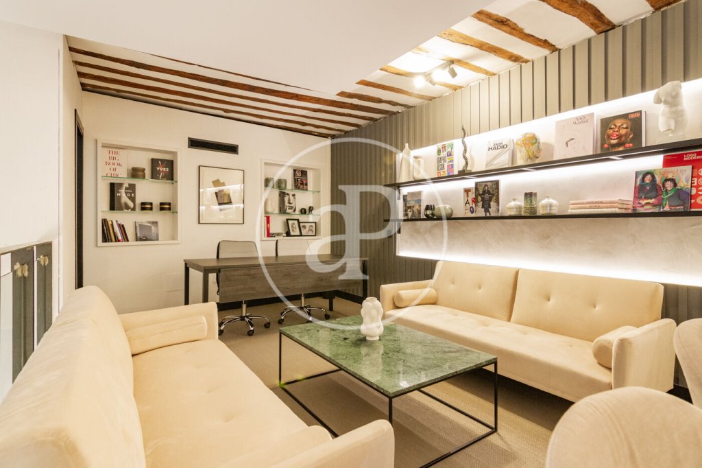 Featured Photo
