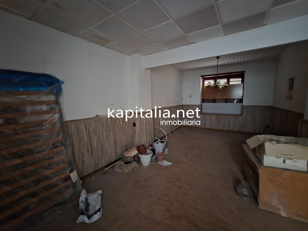 Featured Photo