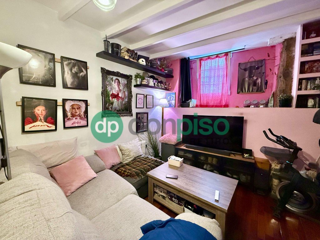 Featured Photo
