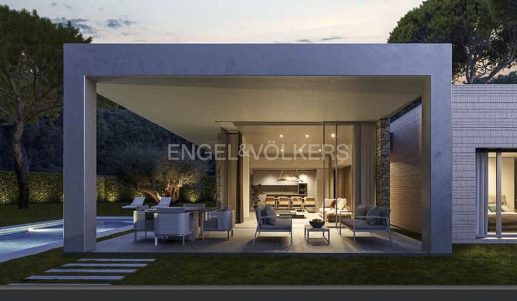 Featured Photo