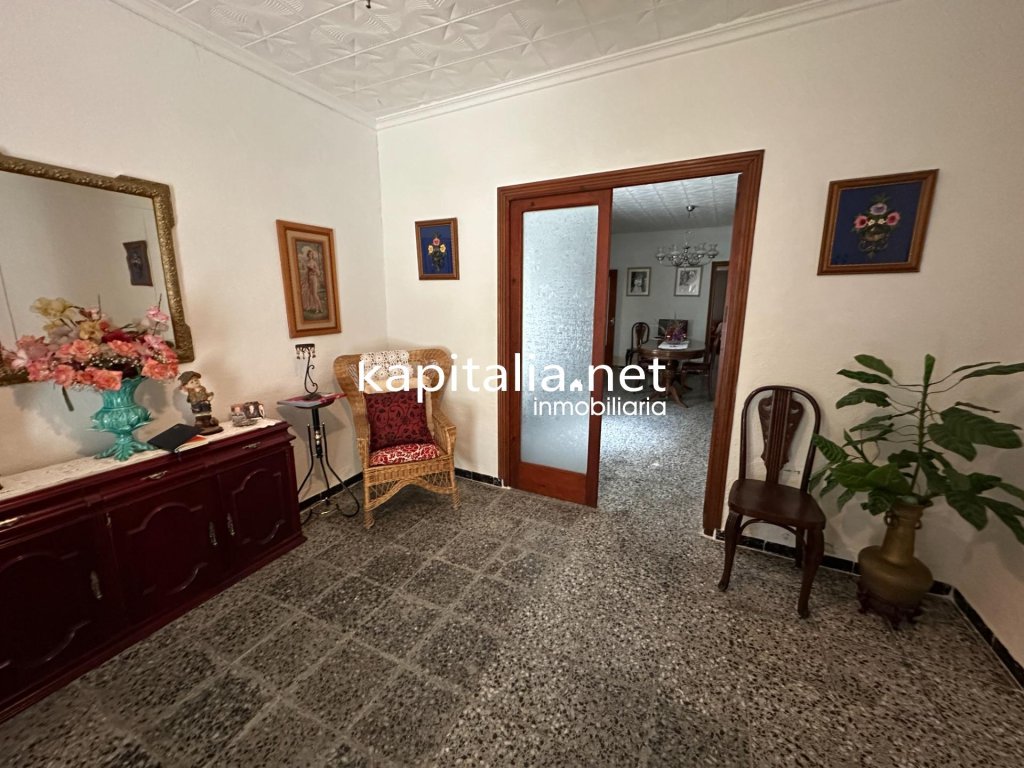 Featured Photo