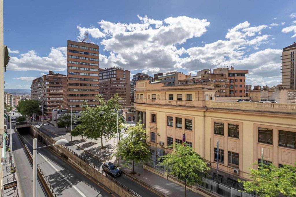 Featured Photo