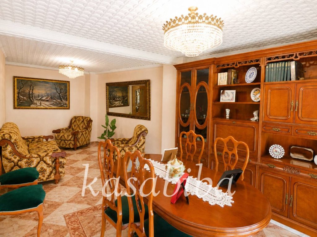 Featured Photo