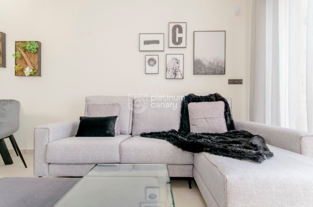 Featured Photo