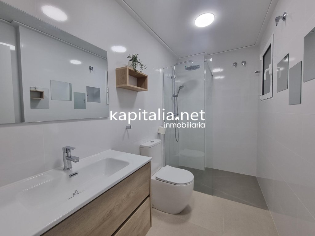 Featured Photo