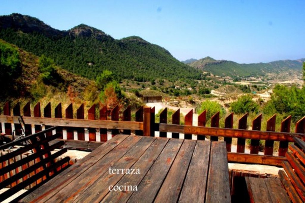 Featured Photo