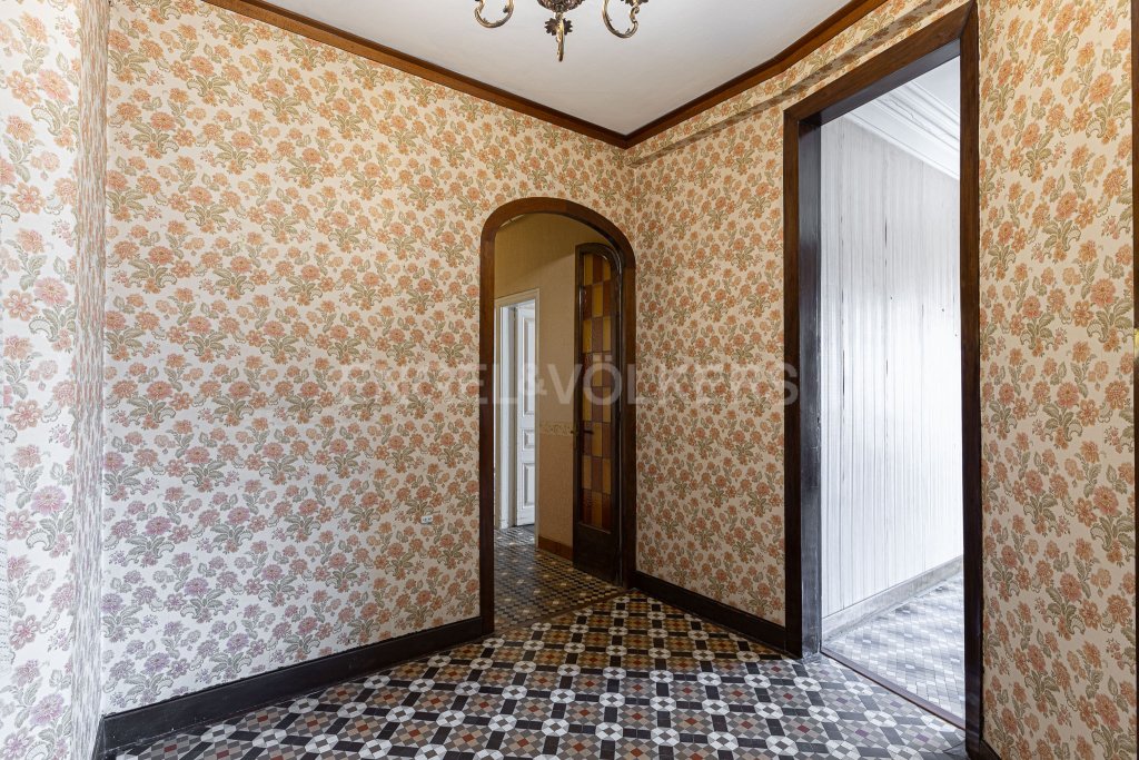 Featured Photo