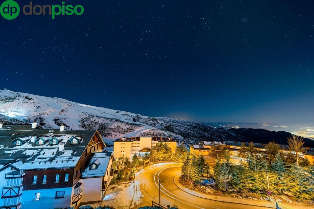 Featured Photo
