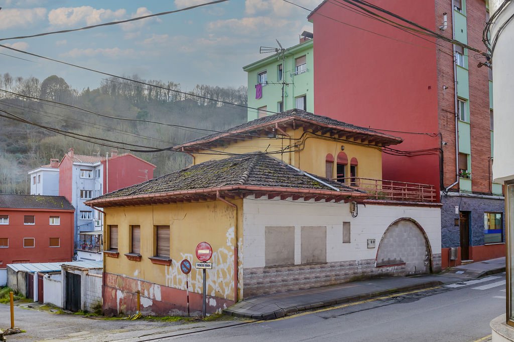 Featured Photo