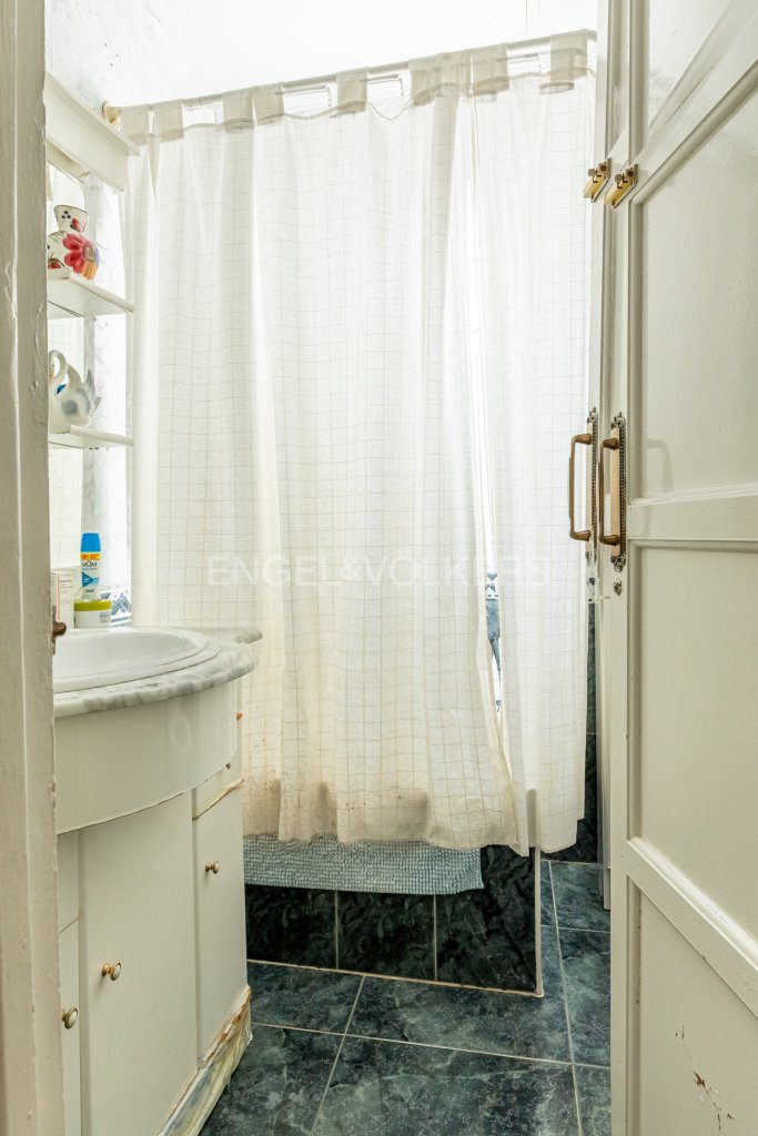 Featured Photo
