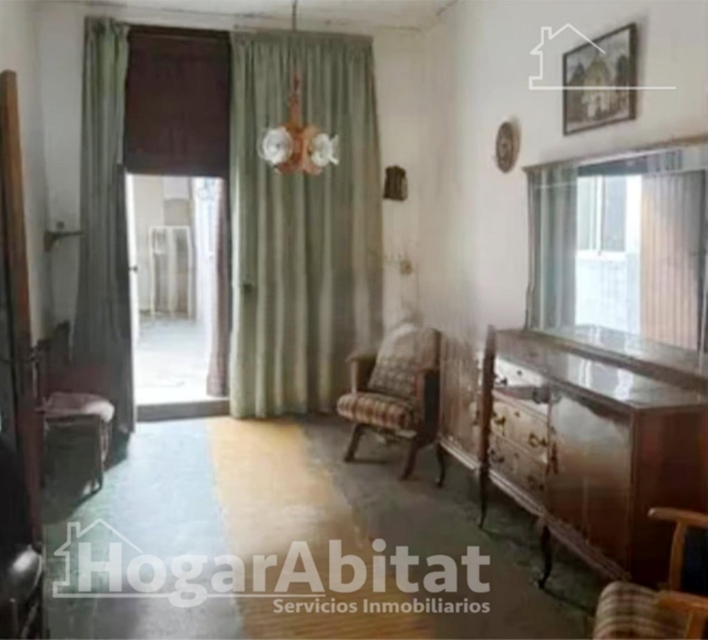 Featured Photo