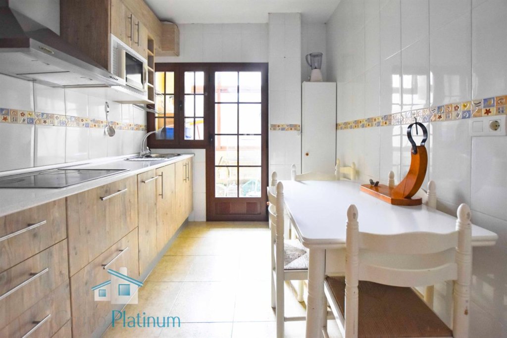 Featured Photo