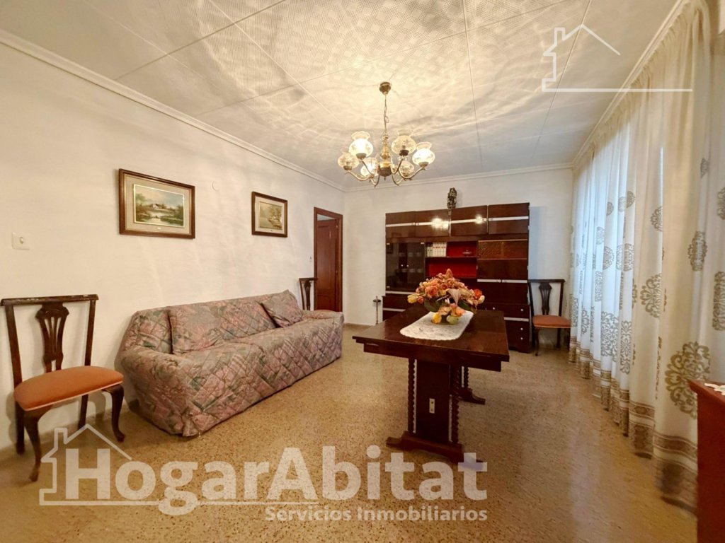 Featured Photo