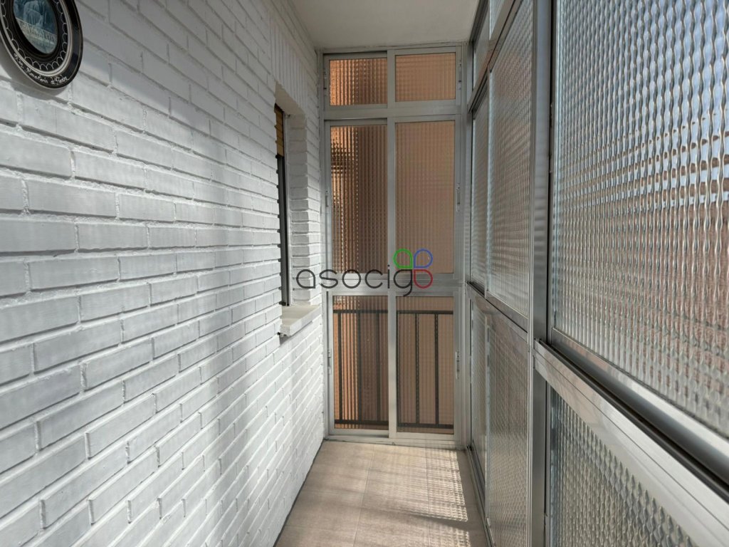 Featured Photo