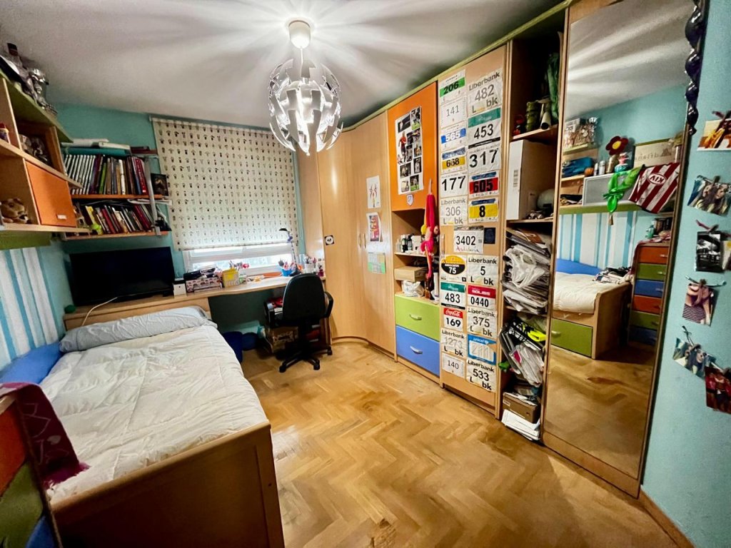 Featured Photo