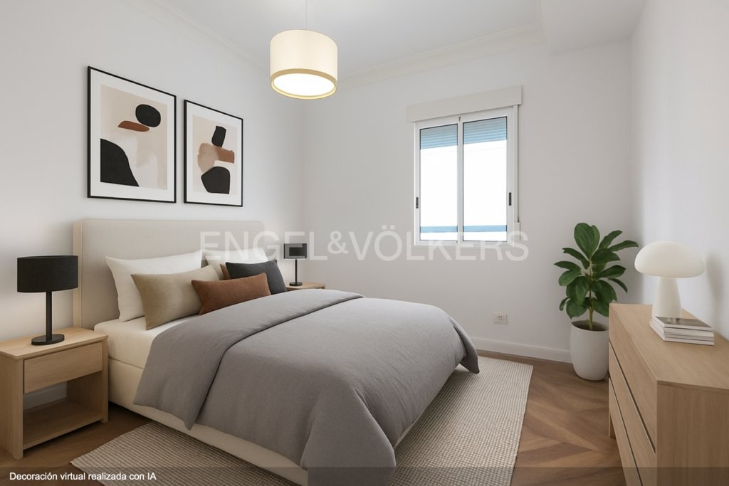 Featured Photo