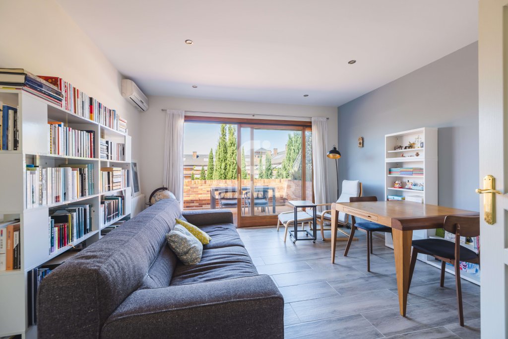 Featured Photo