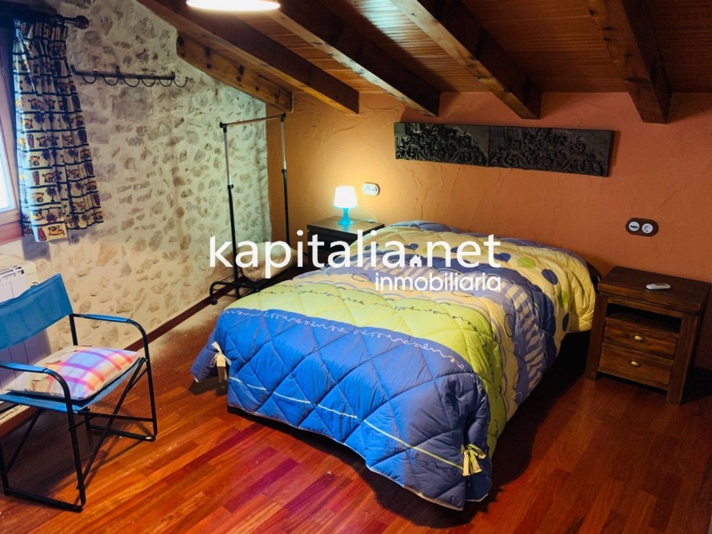 Featured Photo