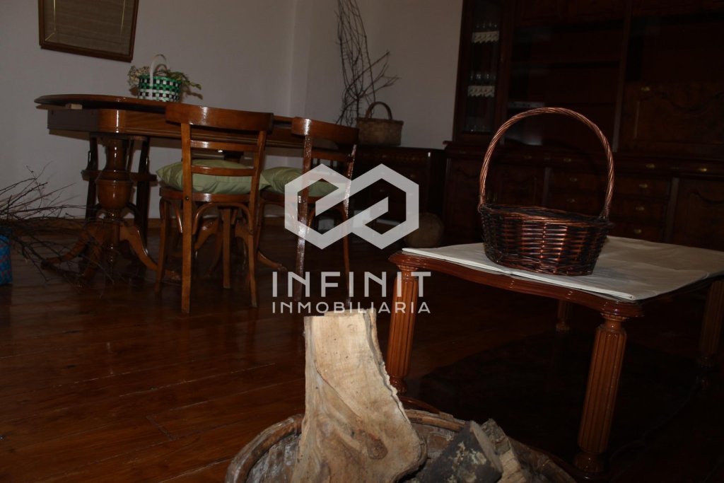 Featured Photo