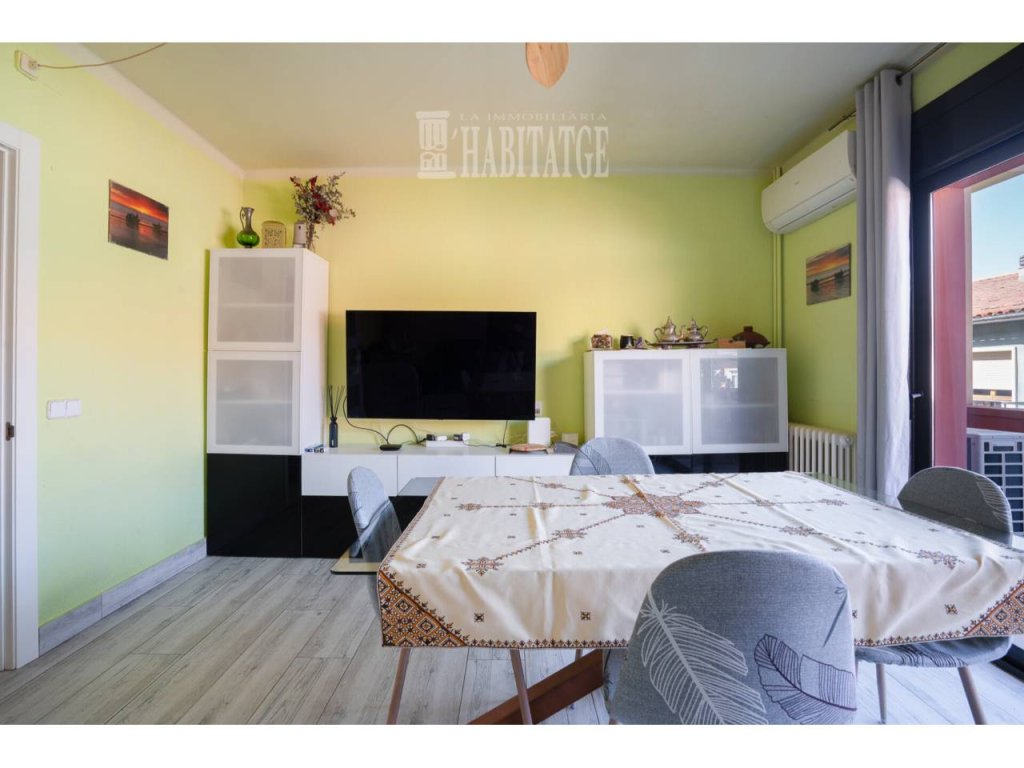 Featured Photo