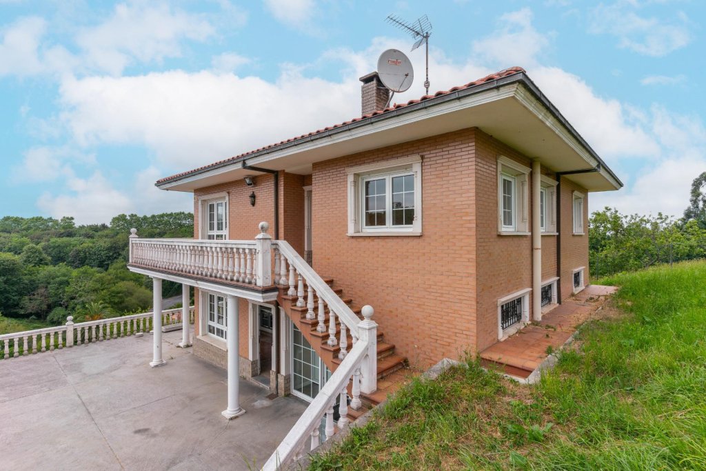 Featured Photo