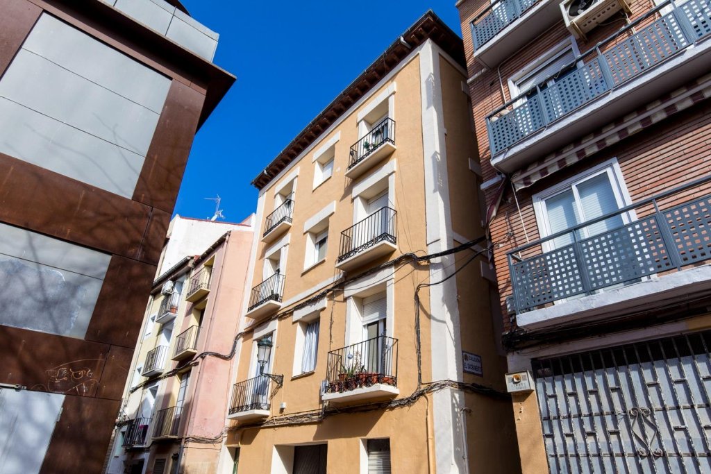 Featured Photo