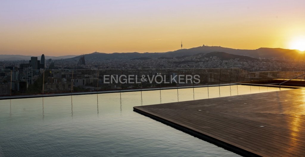 Featured Photo