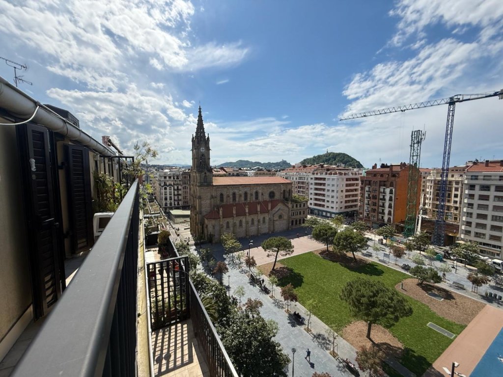 Venta, atico, Gros - Donostia-San Sebastián (GUIPUZCOA) - plaza ...